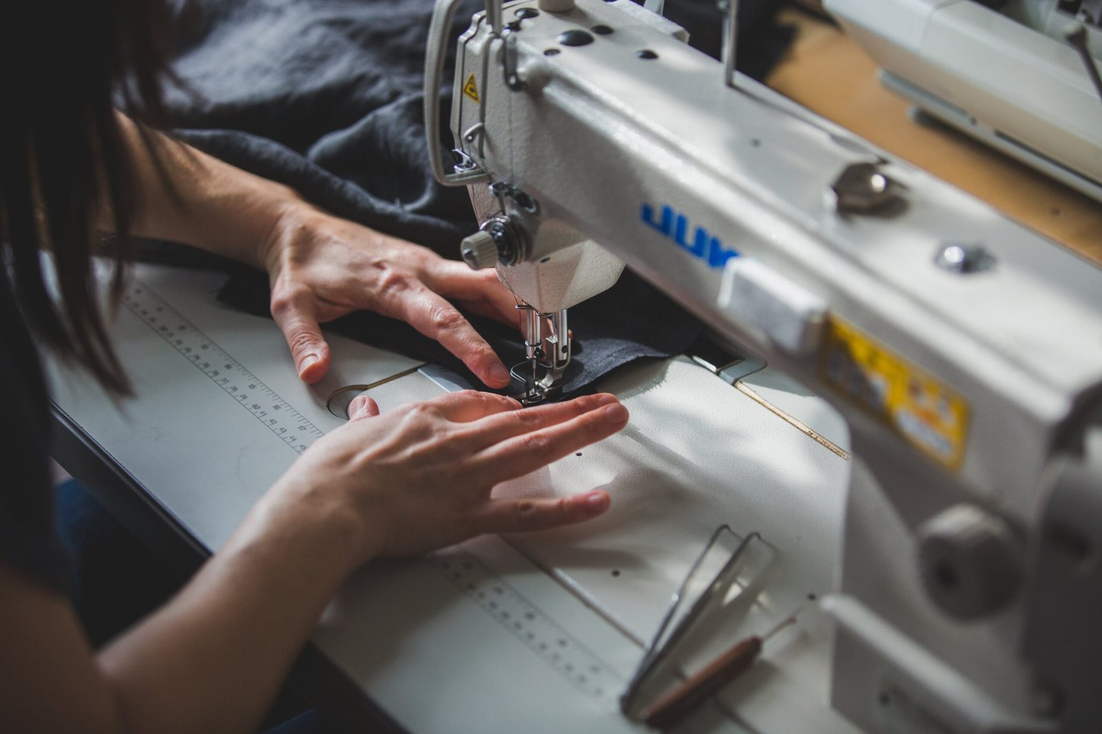 sewing-some-fabric-with-machine